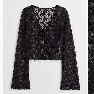 NEW! H&M Divided Long-sleeved V-neck Top - Size Medium